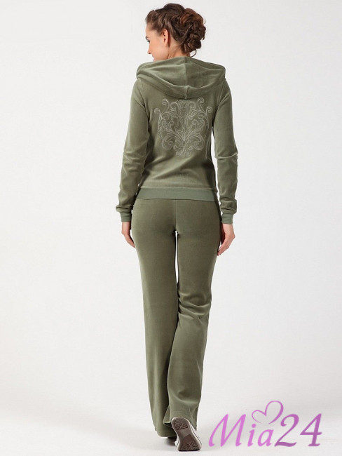 1501 Костюм из велюра Barocco оливковый 1501 Костюм из велюра Barocco оливковый