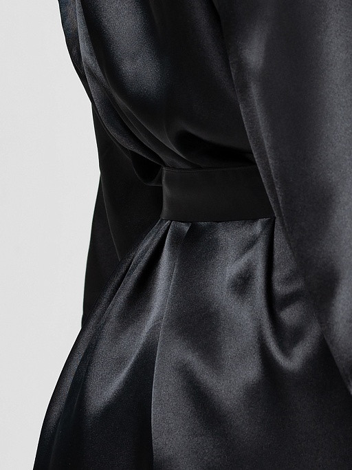 Халат-кимоно короткий женский из атласа Istinto di Opium 701 черный 