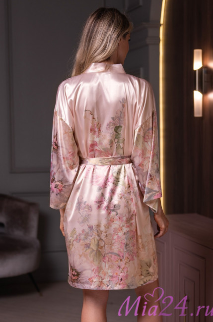 Халат короткий запашной женский Adagio 4533 'Mia-Amore' - шелковый Халат короткий запашной женский Adagio 4533 'Mia-Amore' - шелковый