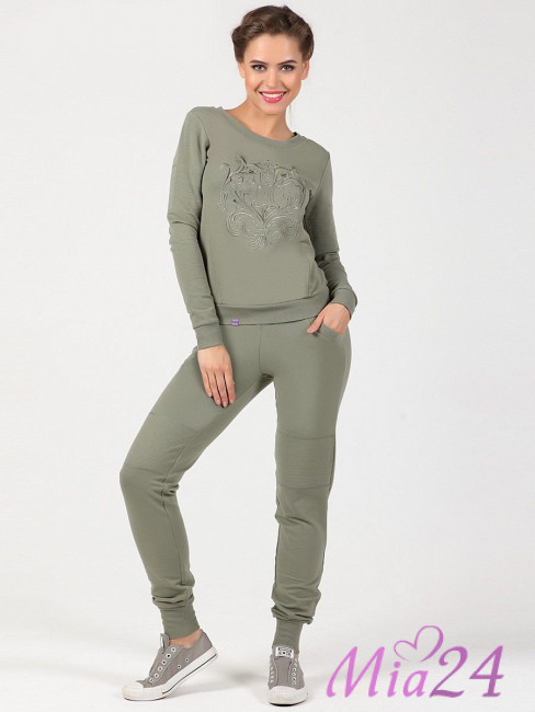 1503 Костюм из велюра Barocco оливка 1503 Костюм из велюра Barocco оливка