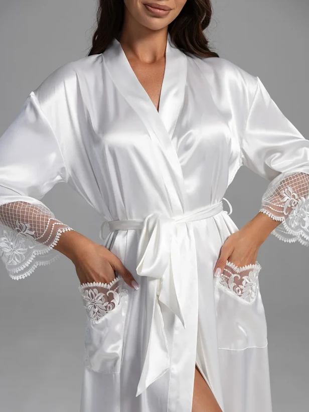 Халат длинный запашной женский Regina 3909 'Mia-Amore' - шелковый, с кружевом и поясом, белый