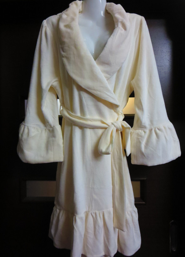 204 Халат женский "Fitness" milk