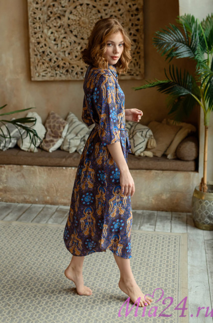 Халат домашний женский из вискозы на пуговицах Mia-Mia "Gera" 16468 Халат домашний женский из вискозы на пуговицах Mia-Mia "Gera" 16468