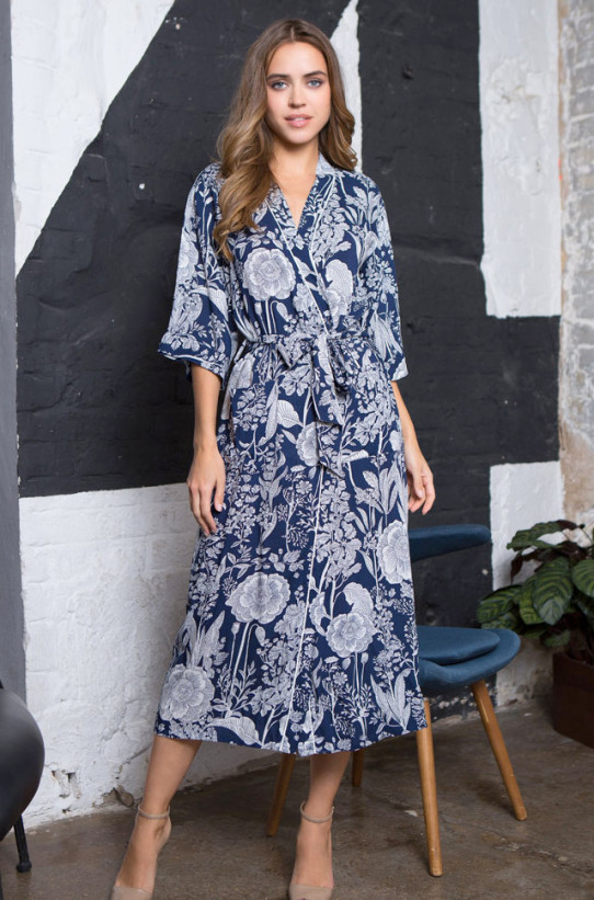 Халат женский длинный из вискозы Mia-Mia "Ariana" 16339 синий