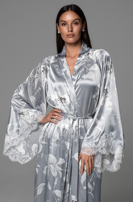 Халат длинный кимоно женский Arabel 4779 'Mia-Amore' - серебристый, шелковый, с кружевом