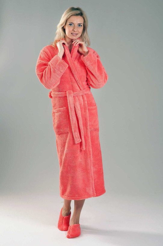 Халат женский длинный из микрофибры S-Family 68-C коралловый