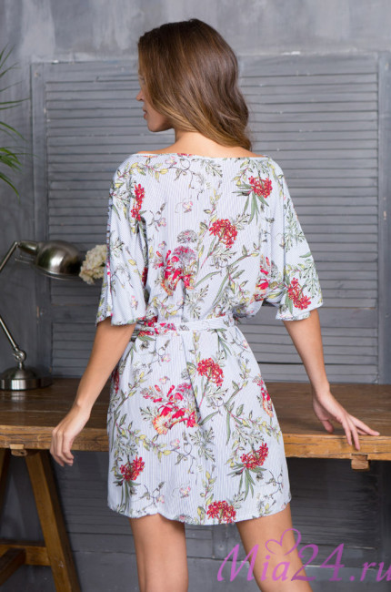 Туника женская с коротким рукавом из вискозы Mia-Mia "Alice" 16324 белый Туника женская с коротким рукавом из вискозы Mia-Mia "Alice" 16324 белый