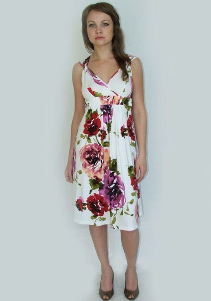 Платье женское Серебряная ладья 1004 цветы на белом