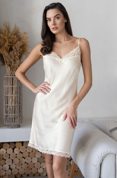 Однотонная сорочка из шелка с вискозой Mia-Amore "Amely" 5041 молочный 