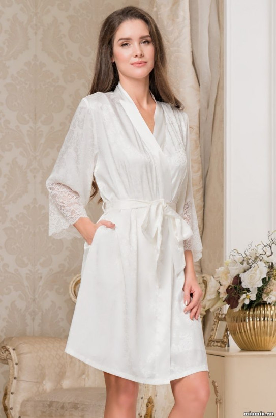 8383 Халат женский "Annabel"