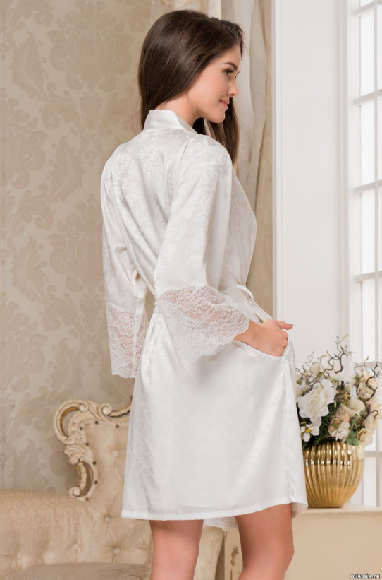 8383 Халат женский "Annabel"