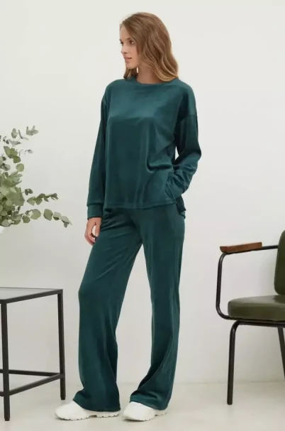 Костюм женский домашний велюровый "Весталия" 7726
