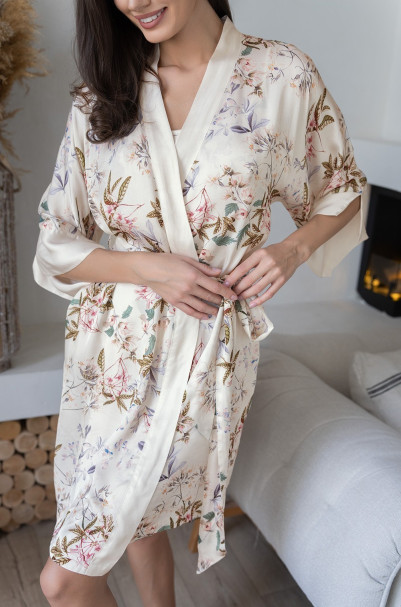 Халат женский из шелка с вискозой Mia-Amore "Amely" 5043 молочный