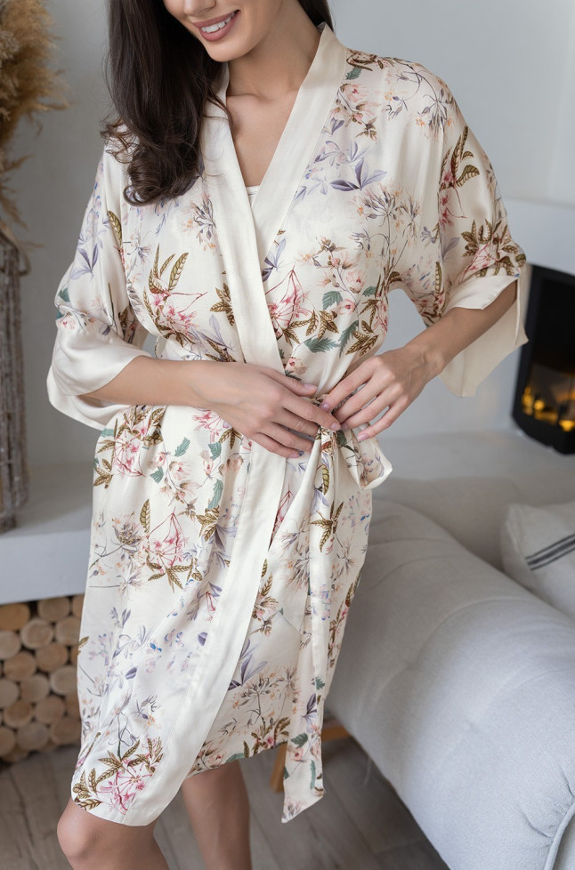 Халат женский из шелка с вискозой Mia-Amore "Amely" 5043 молочный