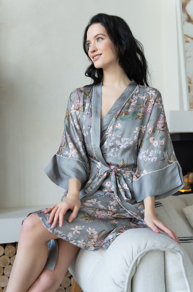 Халат женский из шелка с вискозой Mia-Amore "Amely" 5043 серый
