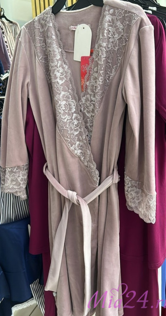 Халат велюровый женский Весталия 3732 пудровый