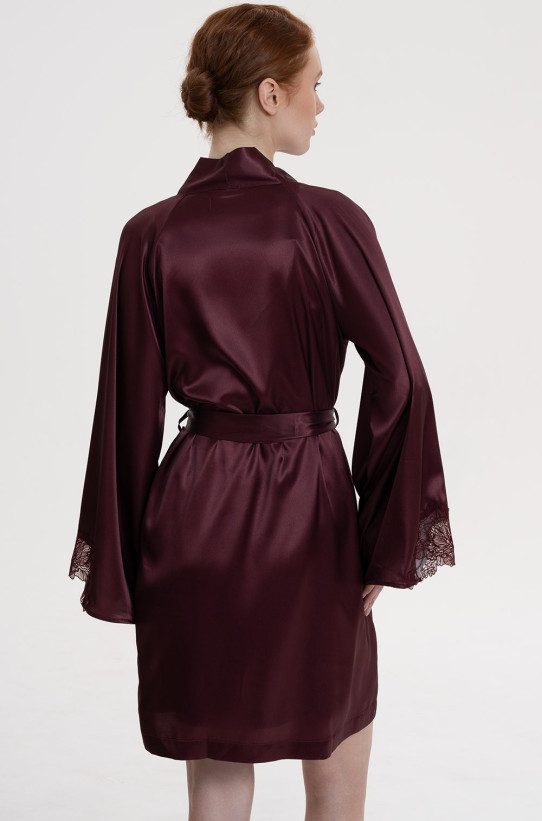 Халат короткий запашной женский Lilirose (Лилироуз) 4593 Mia-Amore - шелковый, с кружевом на рукавах и съемным поясом, цвет винный