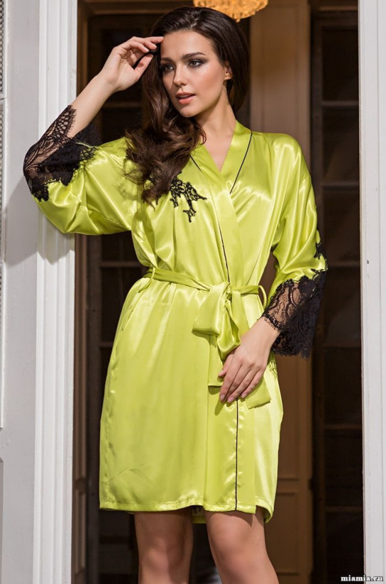 3193 Халат шелковый "Chantal" lime