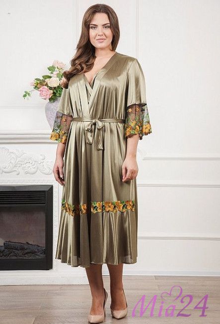 130 Халат женский из атласа "Cleo"