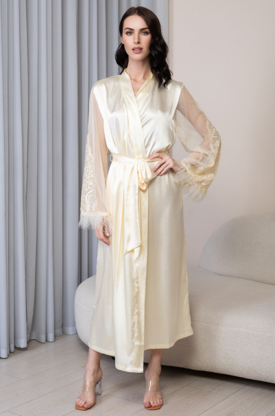 Халат длинный запашной женский Marjory 3969 'Mia-Amore' - цвет шампань, шелковый, рукава с кружевом